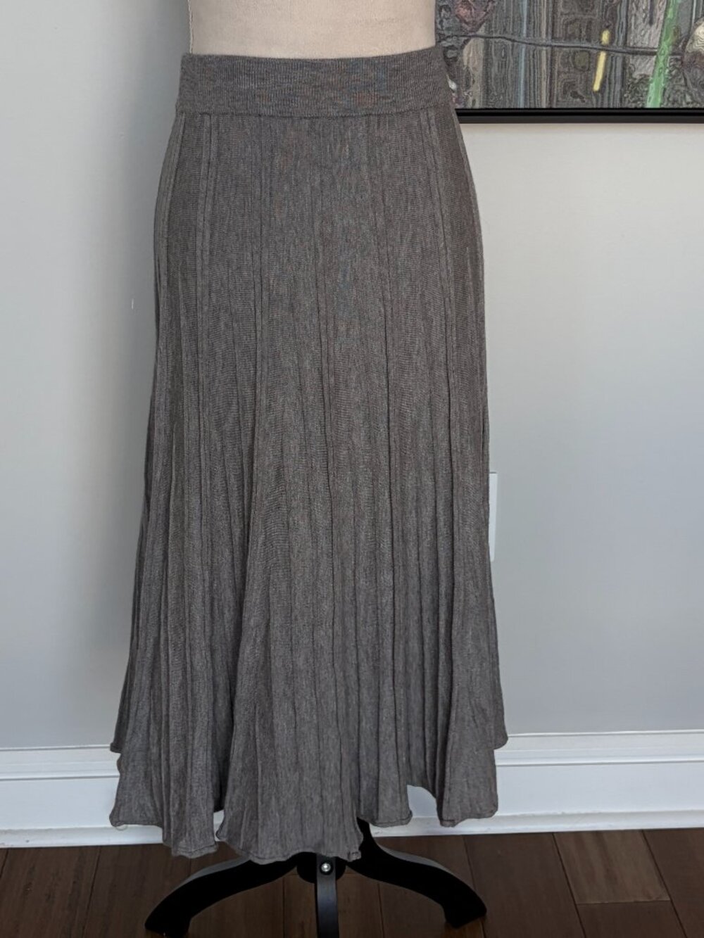 NWT Elie Tahari Gray Knit Midi A-Line Skirt L